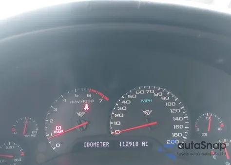 2002 Chevrolet Corvette z USA, uszkodzony, nr VIN 1G1YY22G925123313